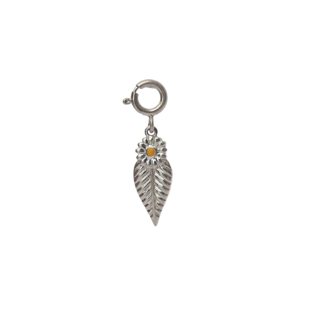Toran 92.5 sterling silver charm Toran 92.5 sterling silver charm