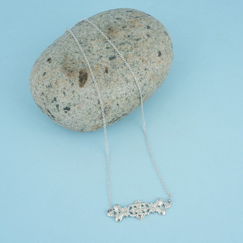 Classic Floral 925 Silver Necklace