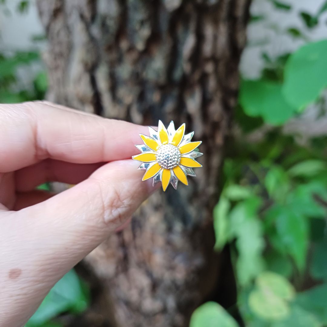 Sunflower 925 Silver ring_01 Sunflower 925 Silver Ring - Image 1